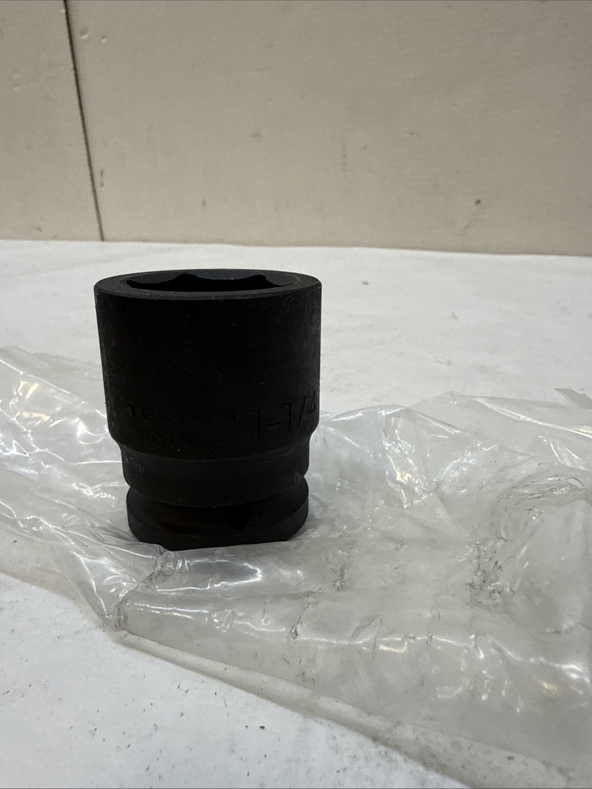 TEKTON 3/4 in. Drive x 1-1/4 in. 6-Point Impact Socket SID32032