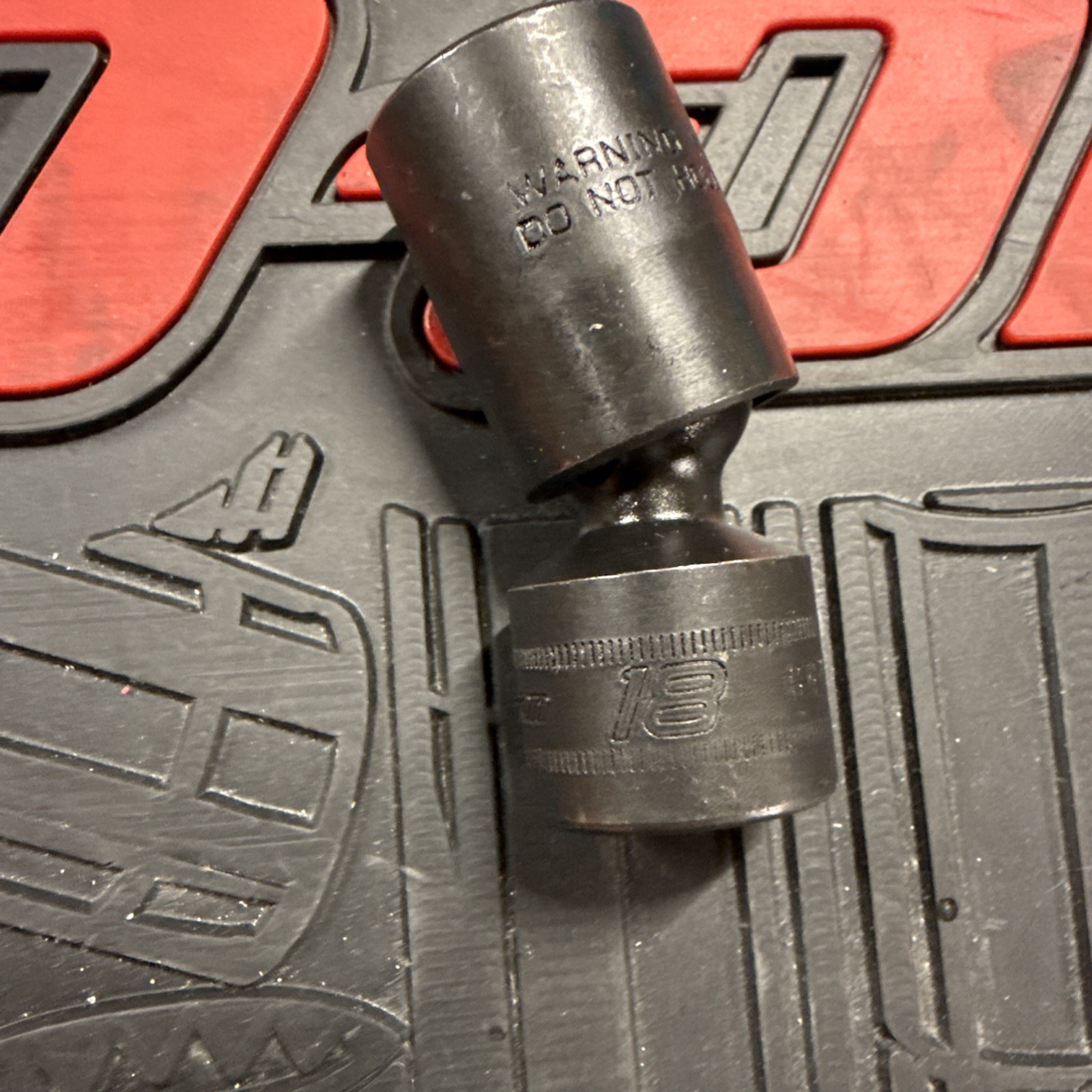 NEW Snap-on IPFM18C 3/8″ Drive 18MM 6PT Metric Impact Universal Swivel Socket