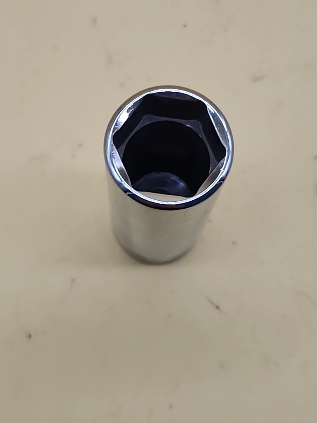 Snap-on Tools 3/8″ Drive 18mm 6 Point Chrome Deep Socket SFSM18 USA