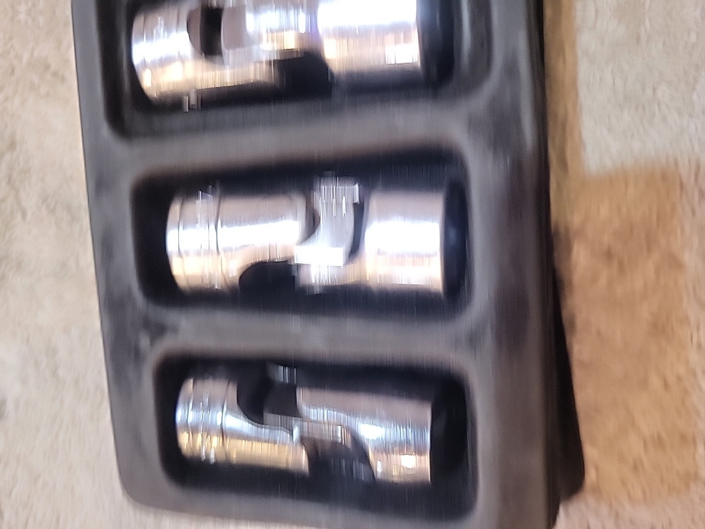 Snap On 3/8” Dr. 6 Pc. 7/16″- 3/4″ Shallow 6 Pt. Universal Socket Set 206AFS