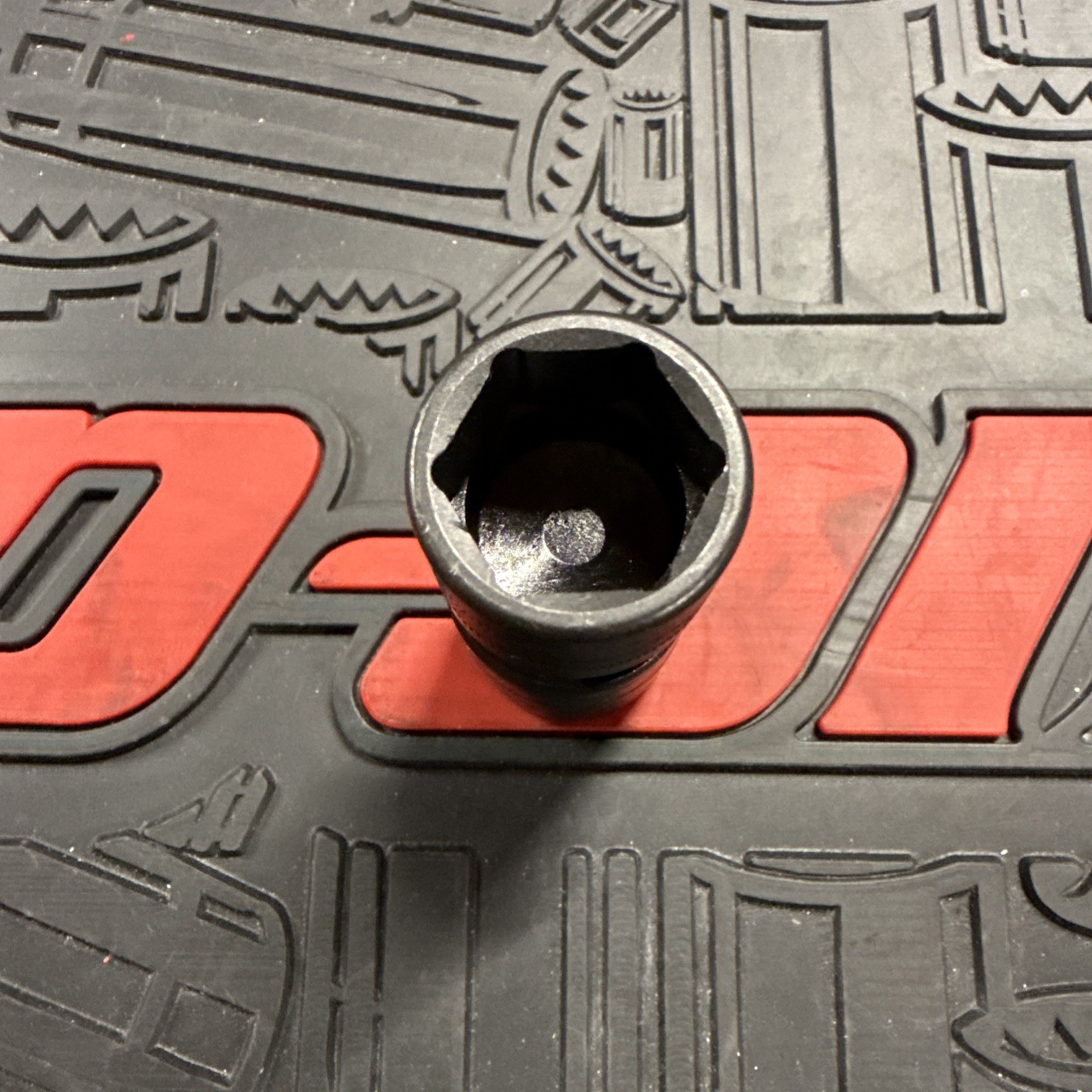 NEW Snap-on IPFM18C 3/8″ Drive 18MM 6PT Metric Impact Universal Swivel Socket