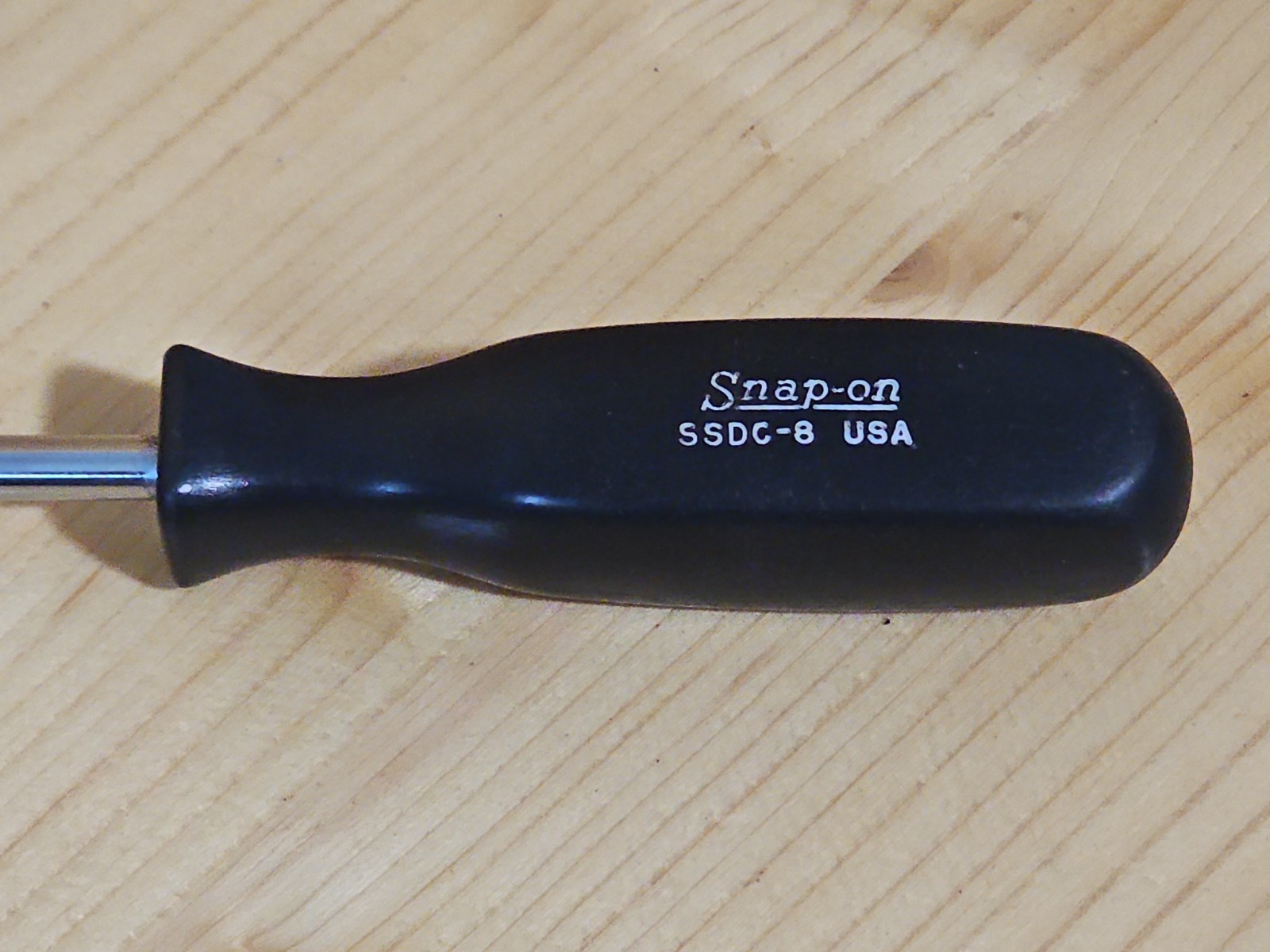Snap-on Tools SSDC-8 1/4″ Clutch Tip Black Hard Handle Driver Screwdriver USA