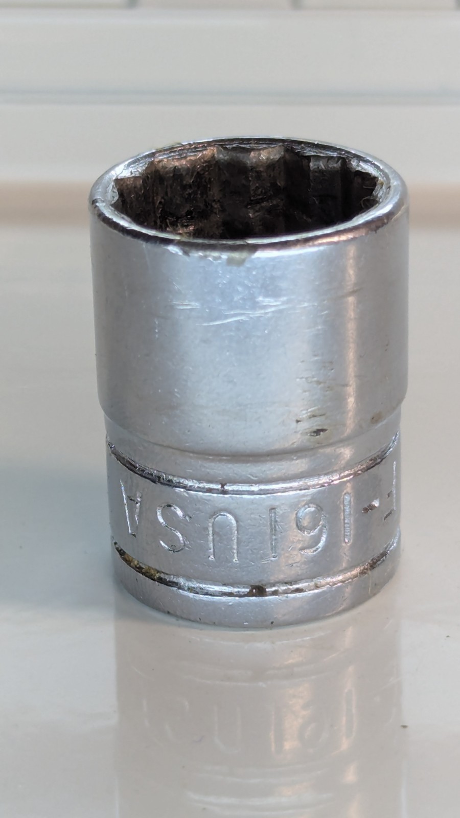 Snap-on F161 3/8″ Drive 1/2″ SAE 12-Point Flank Drive Shallow Chrome Socket USA