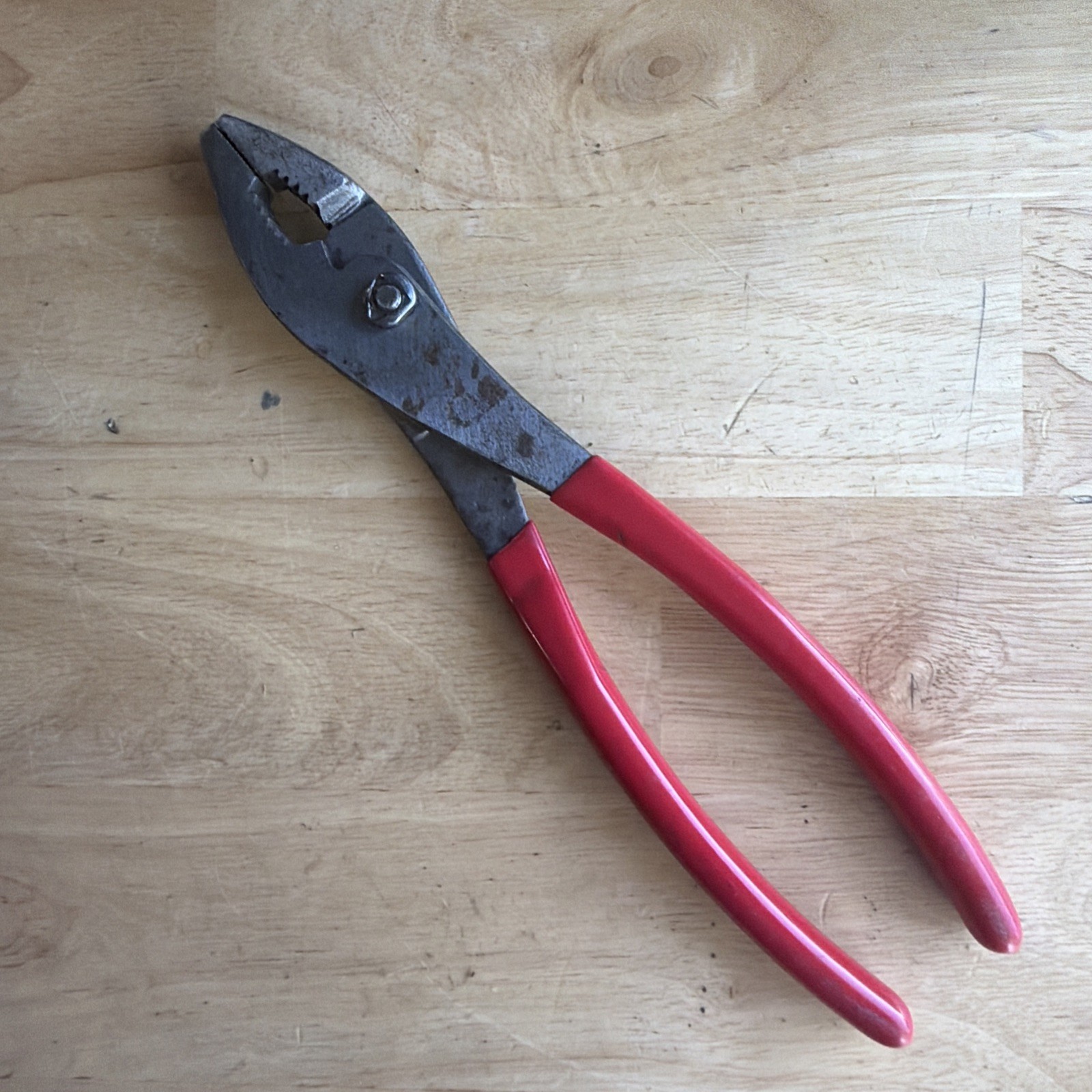Mac Tools 10″ Adjustable Slip Joint Pliers Red Handle P301950 READ!
