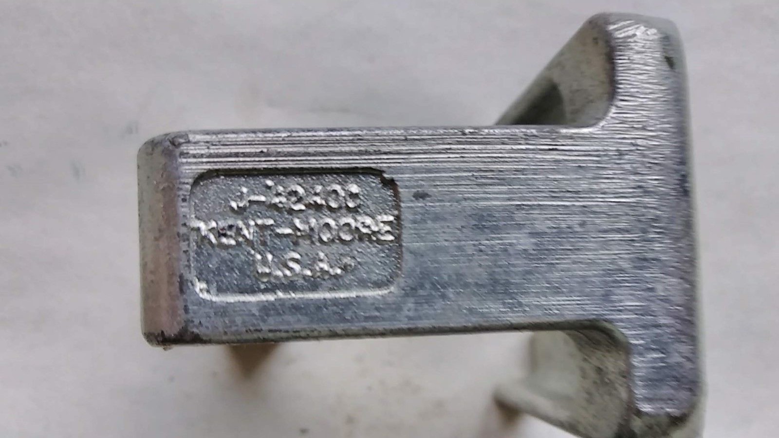 KENT MOORE TOOL J-42400 BALL JOINT REMOVER TOOL