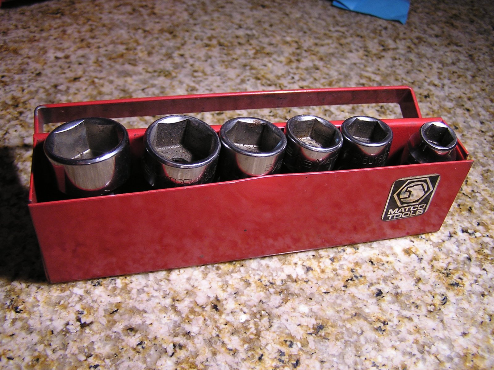 MATCO TOOLS 3/8″ DRIVE 6-P UNIVERSAL SOCKET SET 3/4″-3/8″ 6pcs W/TRAY