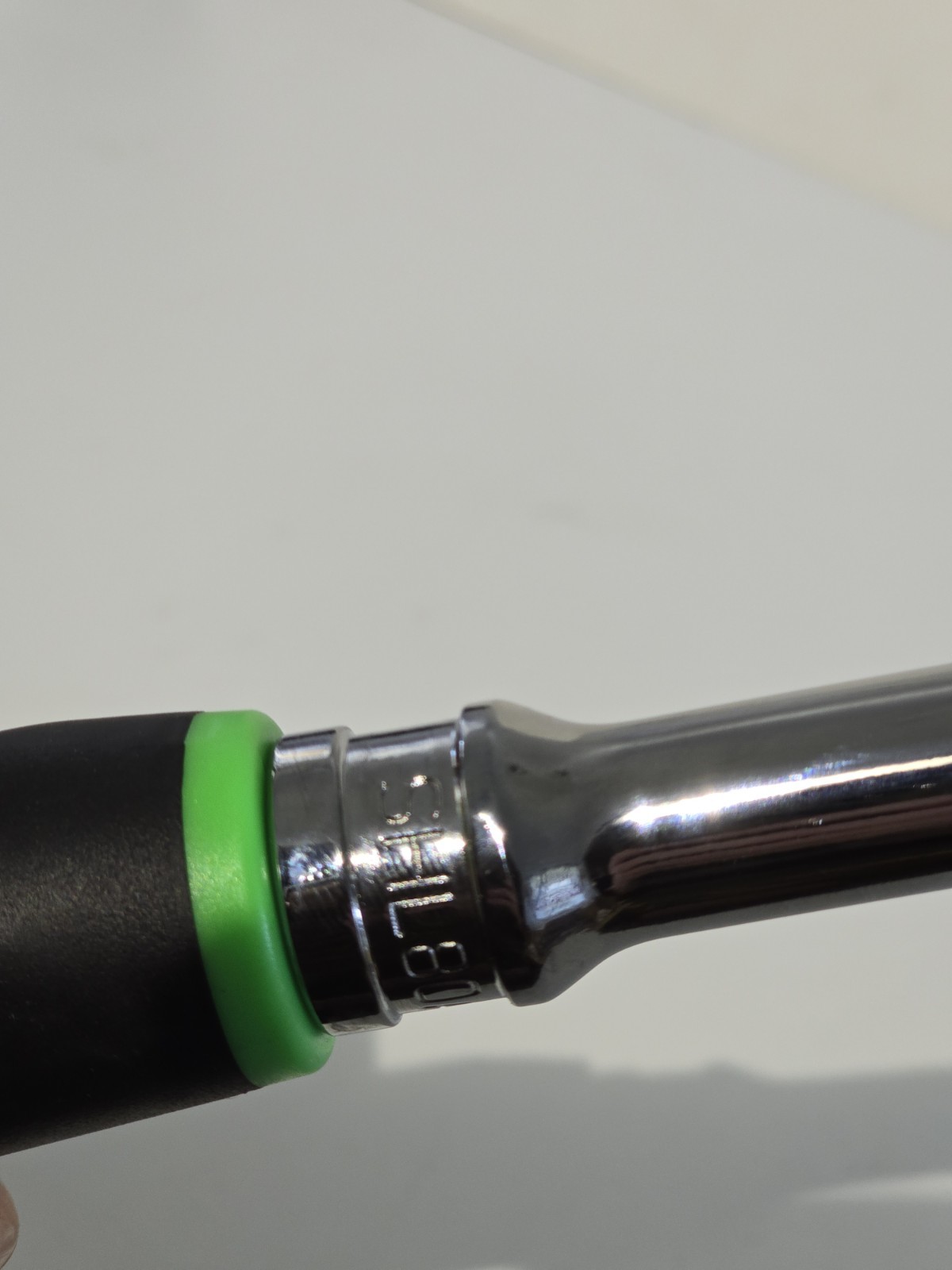 NEW 🇺🇸 Snap-on Tools USA Green 1/2″ Drive Soft Grip Ratchet 15″ Long SHL80AG