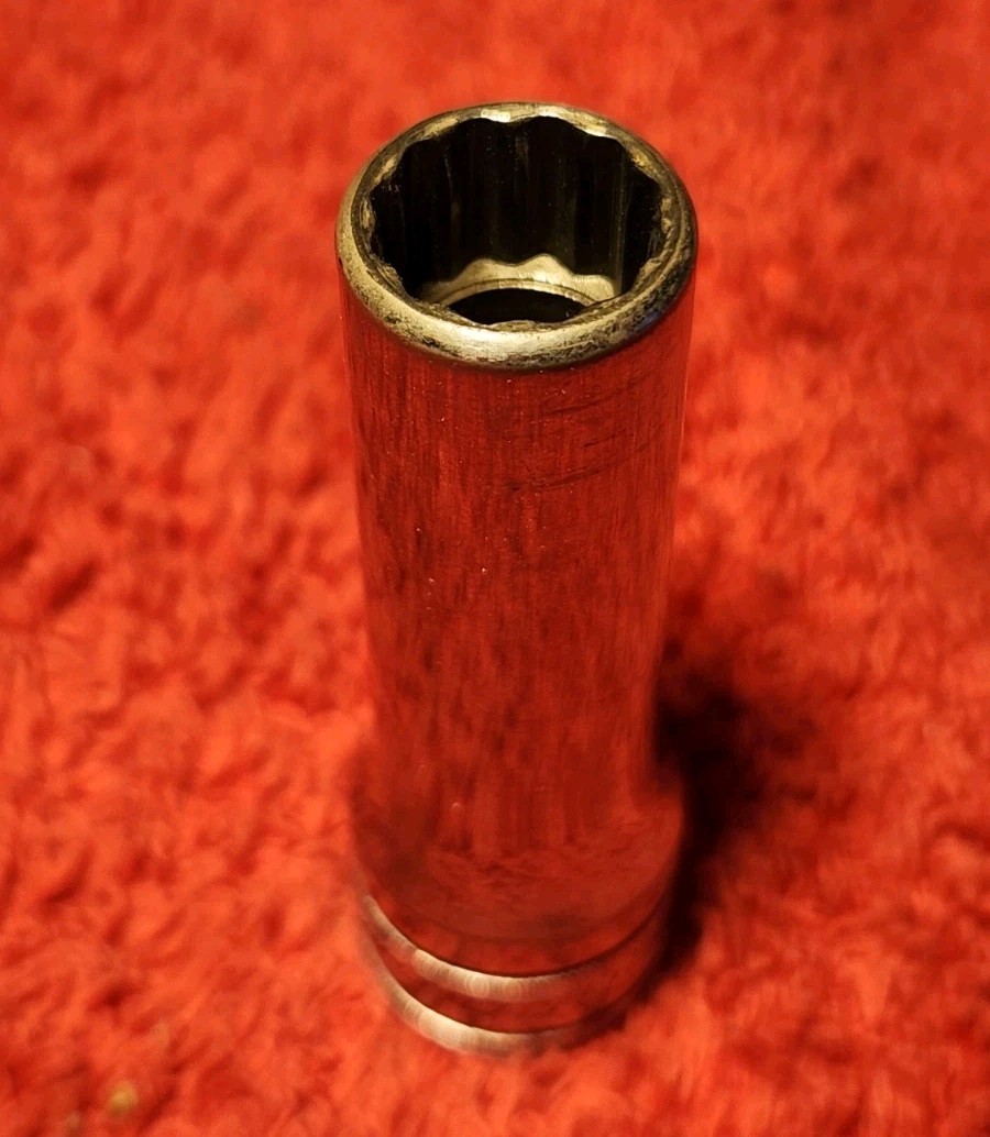 Snap-On USA Tools SF121 3/8″ SAE Deep Socket Ratchet Wrench 3/8″ Dr. 12 Point