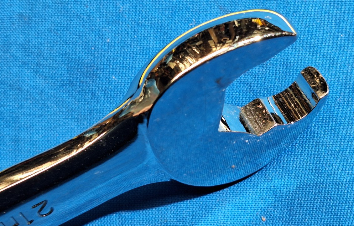 DieHard 21mm Metric Ratcheting combination wrench DHP55027