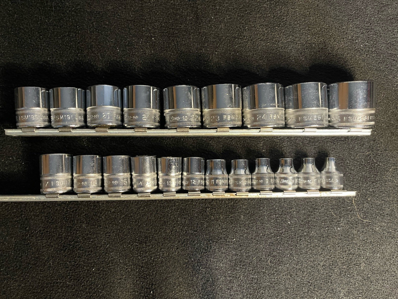 Snap On 21 Piece 3/8 Drive 6 Pt Metric Socket Set 6mm- 26mm FSM Series