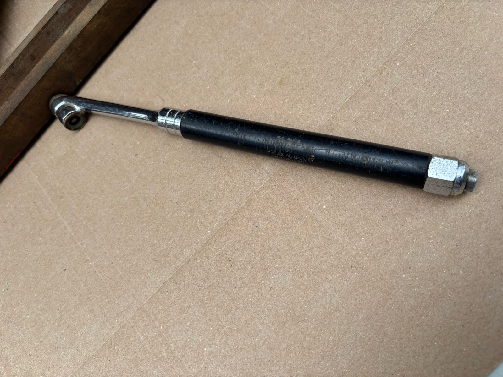 Vintage Tyre Pressure Service Gauge No7 20-120lbs PCL Sheffield In Wooden Box