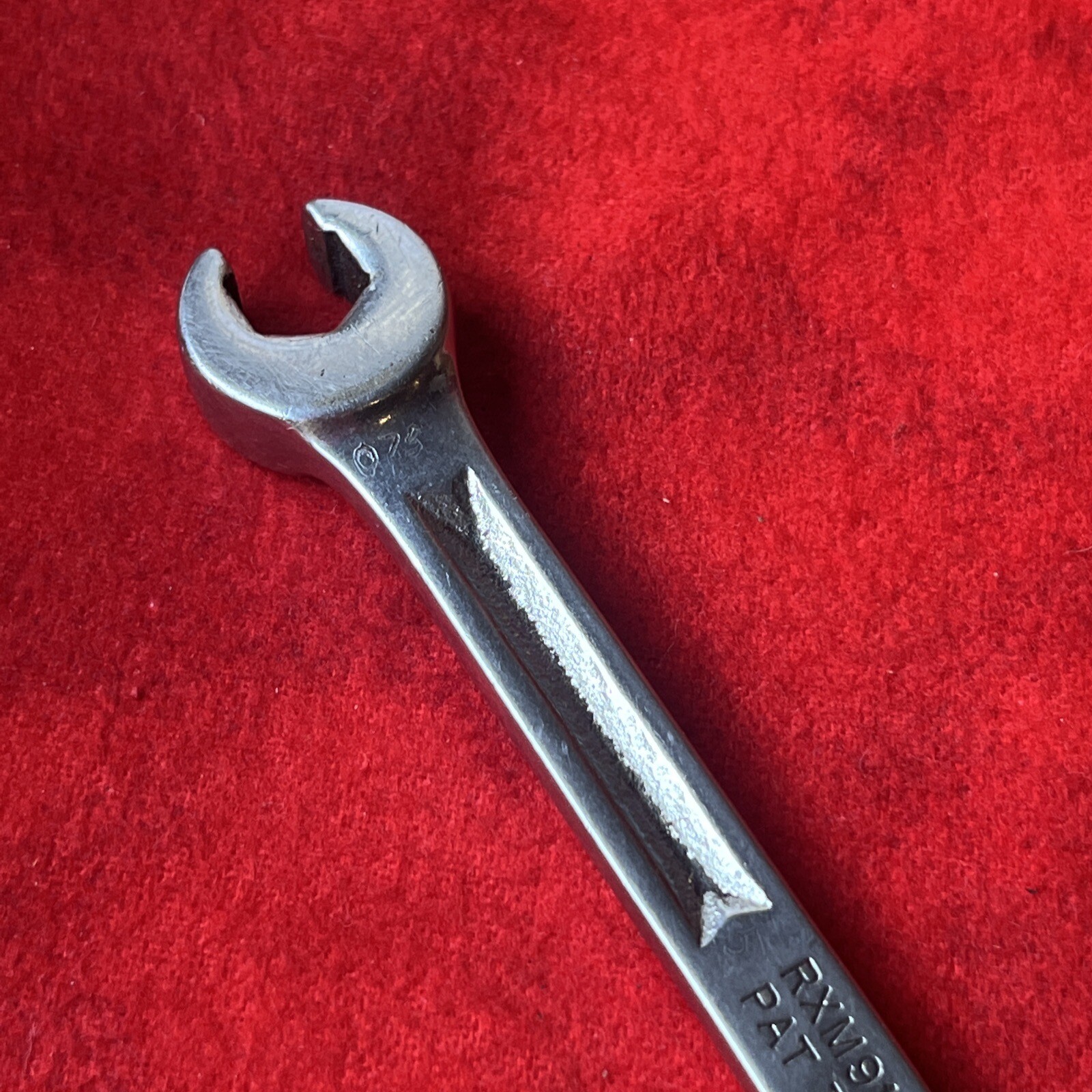 Snap-on Tools USA 9mm X 11mm 6 Point Flare Nut Line Wrench RXM911S (k16)