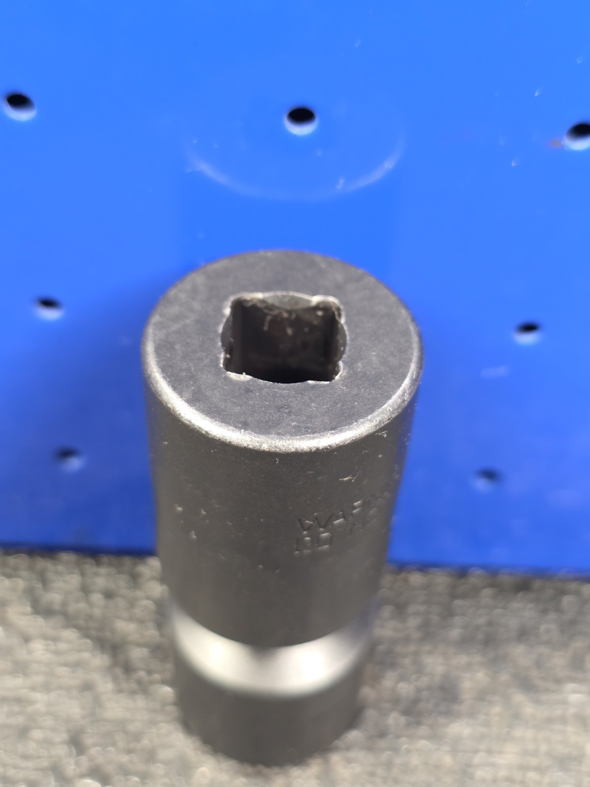Snap-on Tools IPFM17C 17mm LIGHT USE 3/8″ Drive 6-Point Impact Swivel Socket