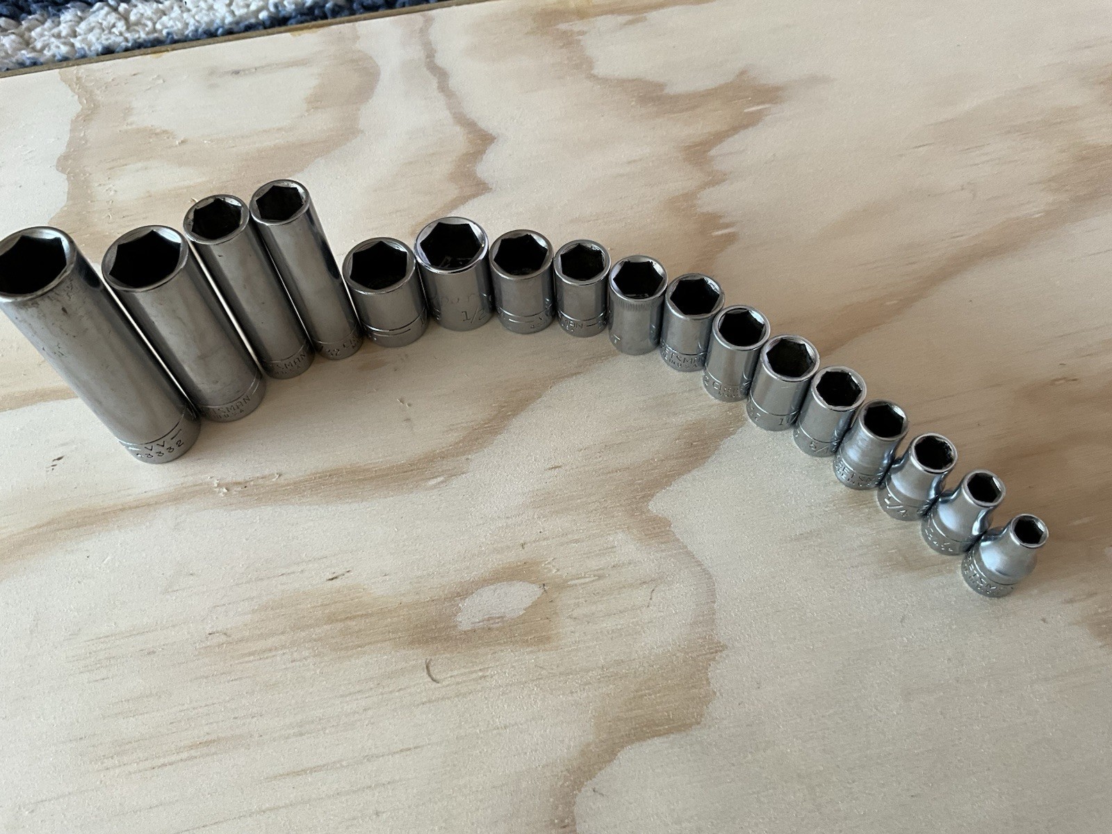 VINTAGE LOT of 17 PIECES CRAFTSMAN—V V- DEEP and SHALLOW SOCKETS 6PT ~SAE~USA