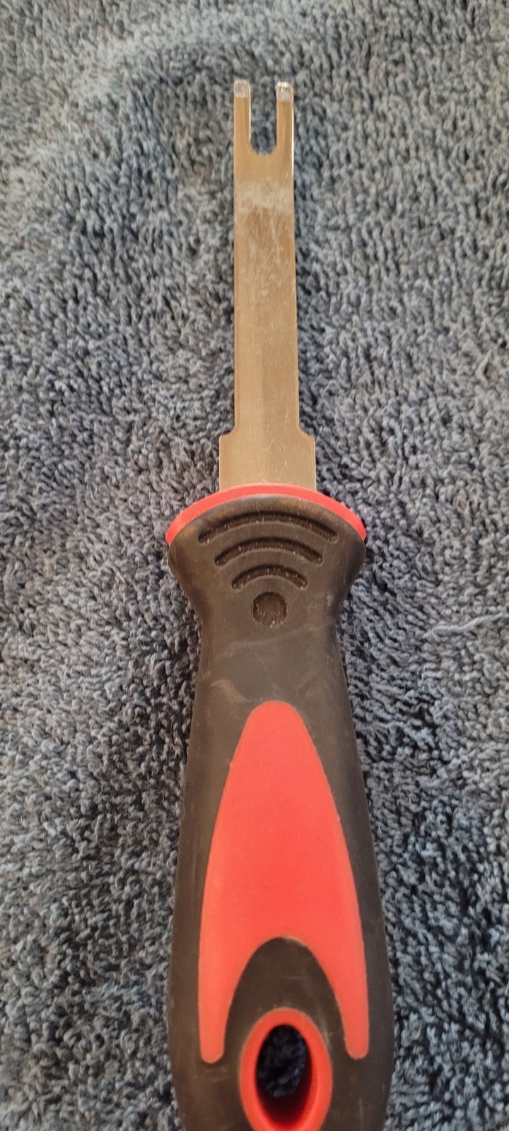 Auto Trim Removal Tools Set Of 2 Lisle?