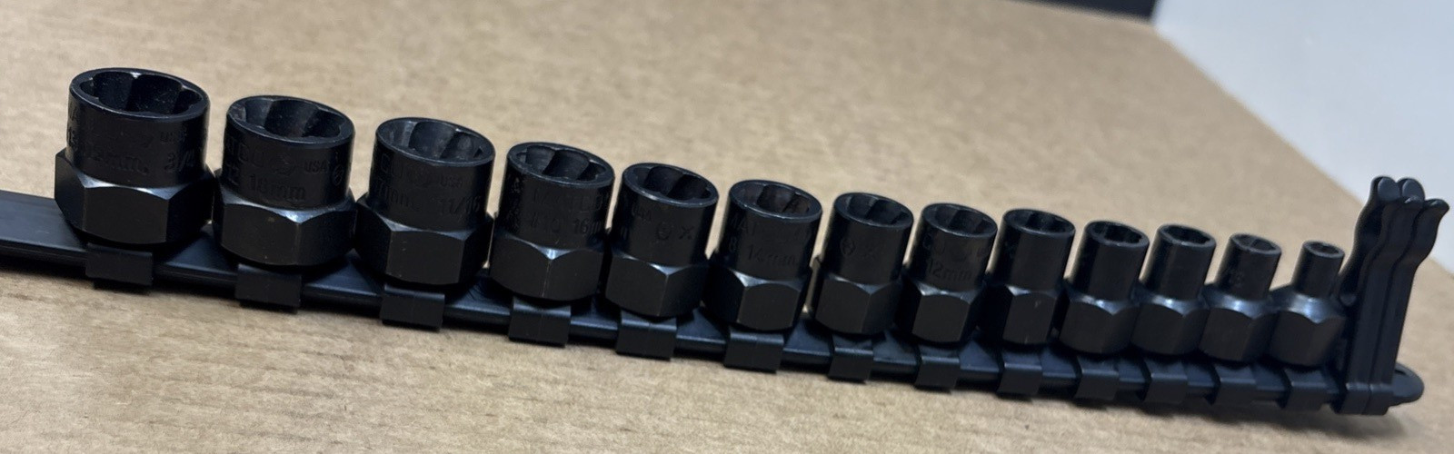 Matco Twist Bolt Extractor Socket Set of 13 Made in The U.S.A