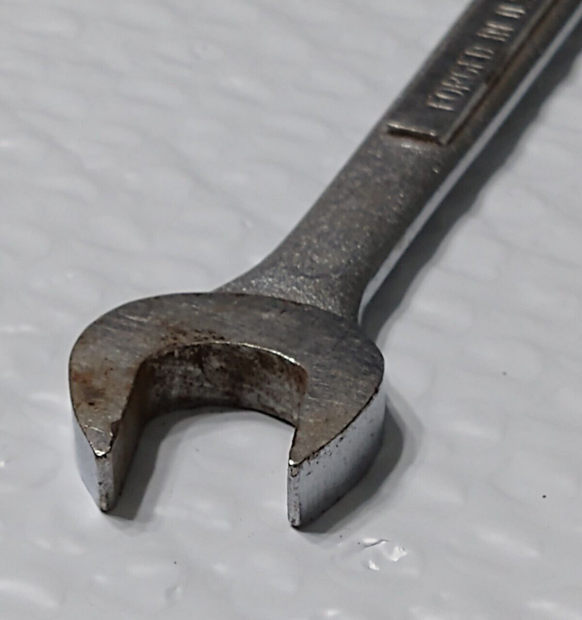 CRAFTSMAN VV44508, 17MM x 19MM OPEN END WRENCH, 8.6″ LONG.