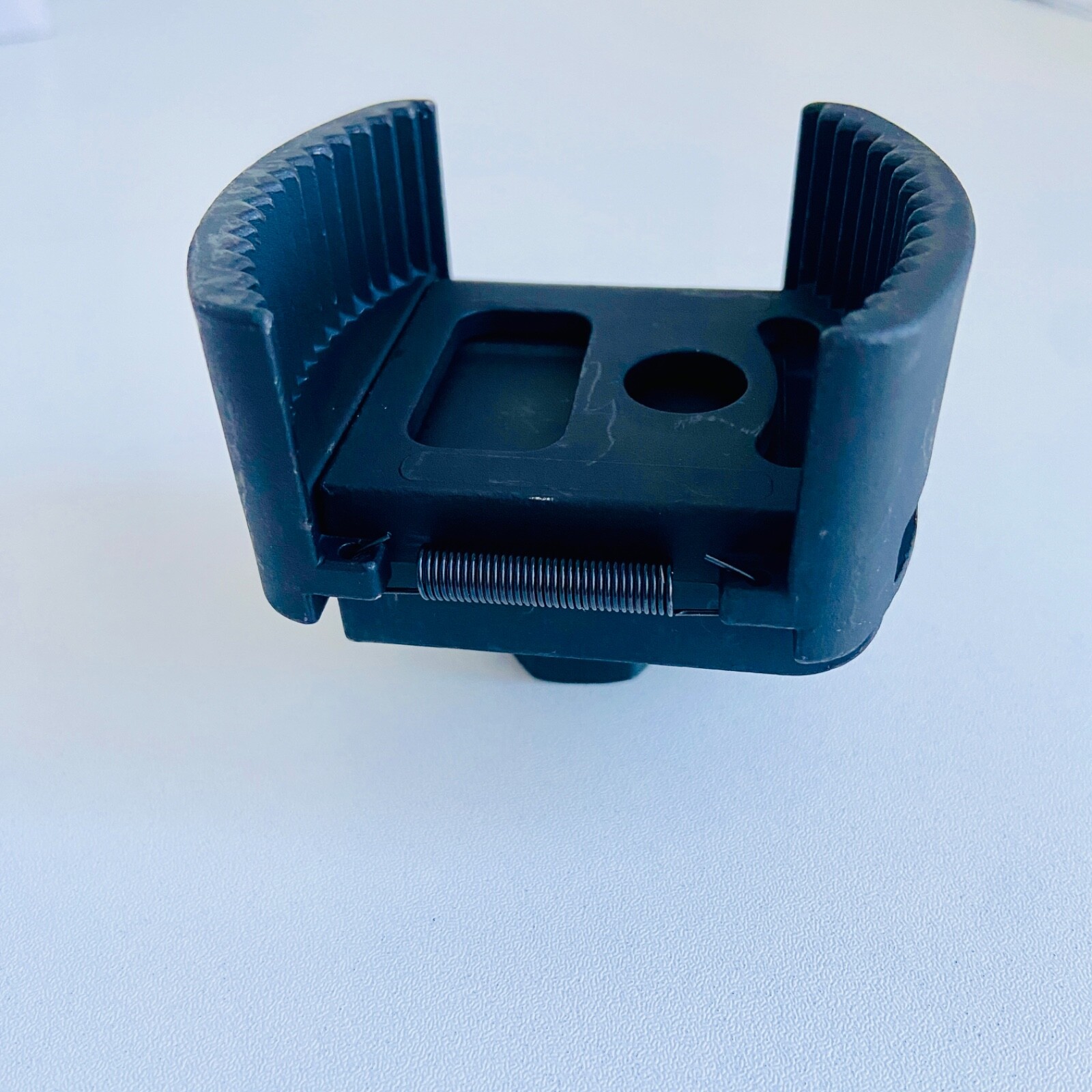 Universal Adjustable Oil Filter Wrench for 60mm – 80mm Removal Tool Cap 1/2″