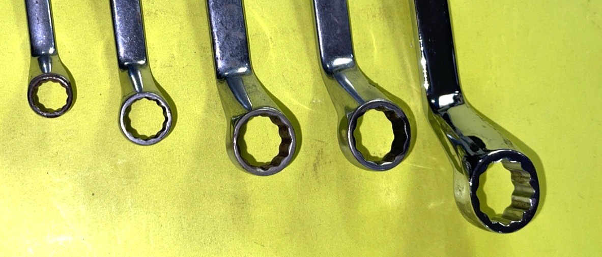 SNAP-ON TOOLS 5 PIECE SAE. DEEP OFF-SET BOX-END WRENCH SET 3/8 TO 15/16
