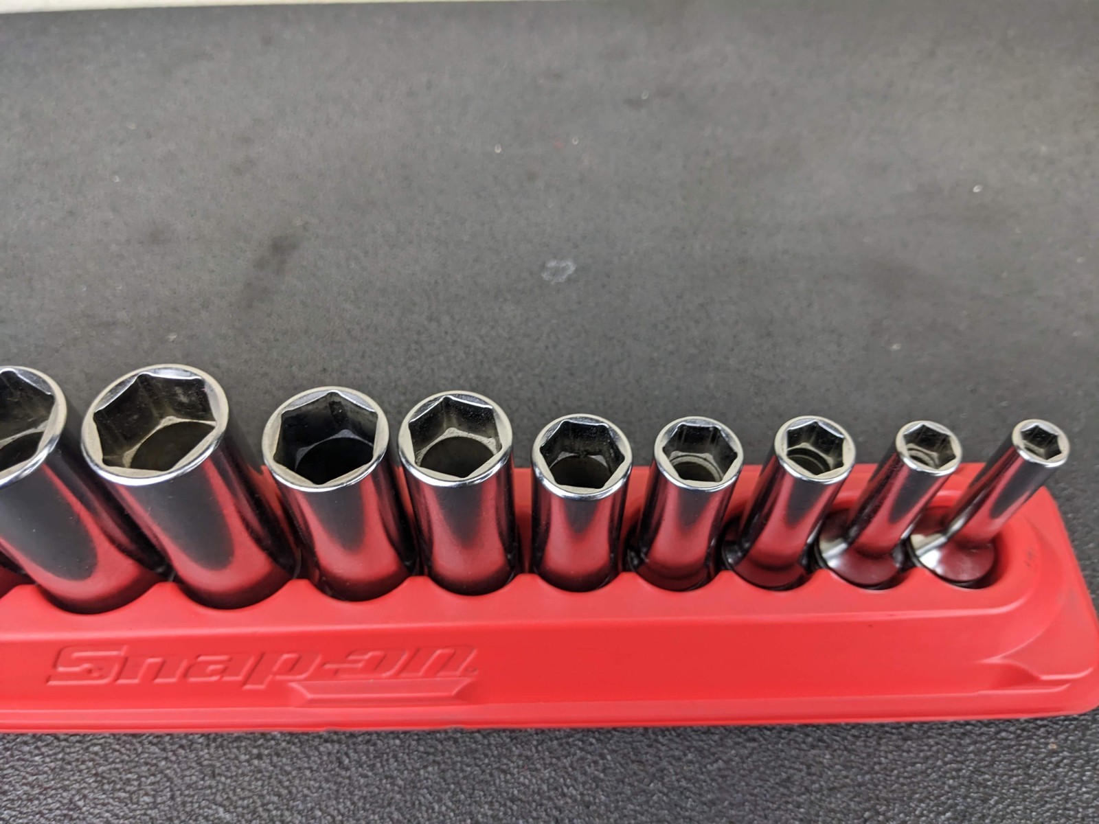 #bp400 Snap-on 211SFSY 1/4″ 7/8″ SAE 11-Piece 3/8″ Drive 6-Point Deep Socket Set