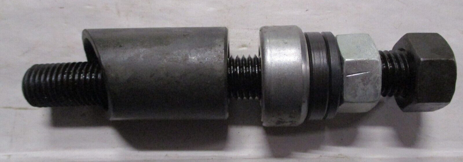 MILLER TOOL 9050 SLEEVE REMOVER / INSTALLER & FORCING SCREW SET