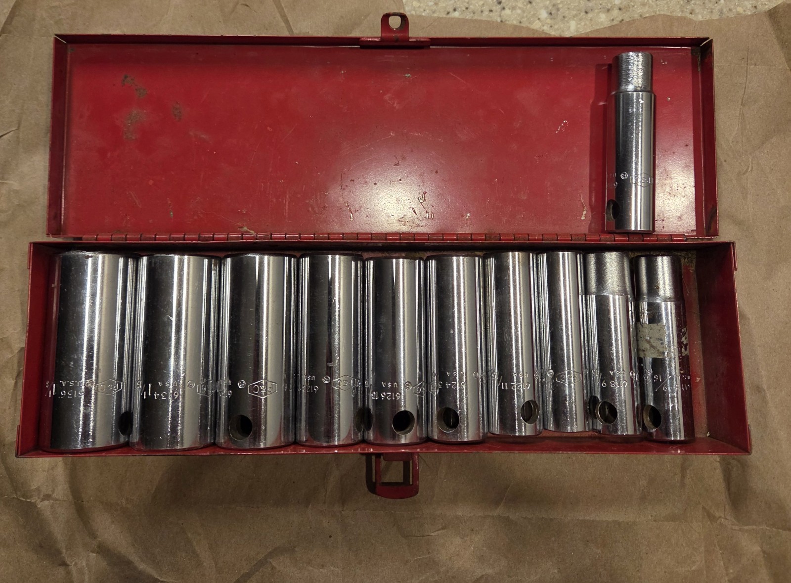Vintage P & C 12-Point 1/2″ Deep Drive Tool Socket Set 11 Piece + Metal Case USA