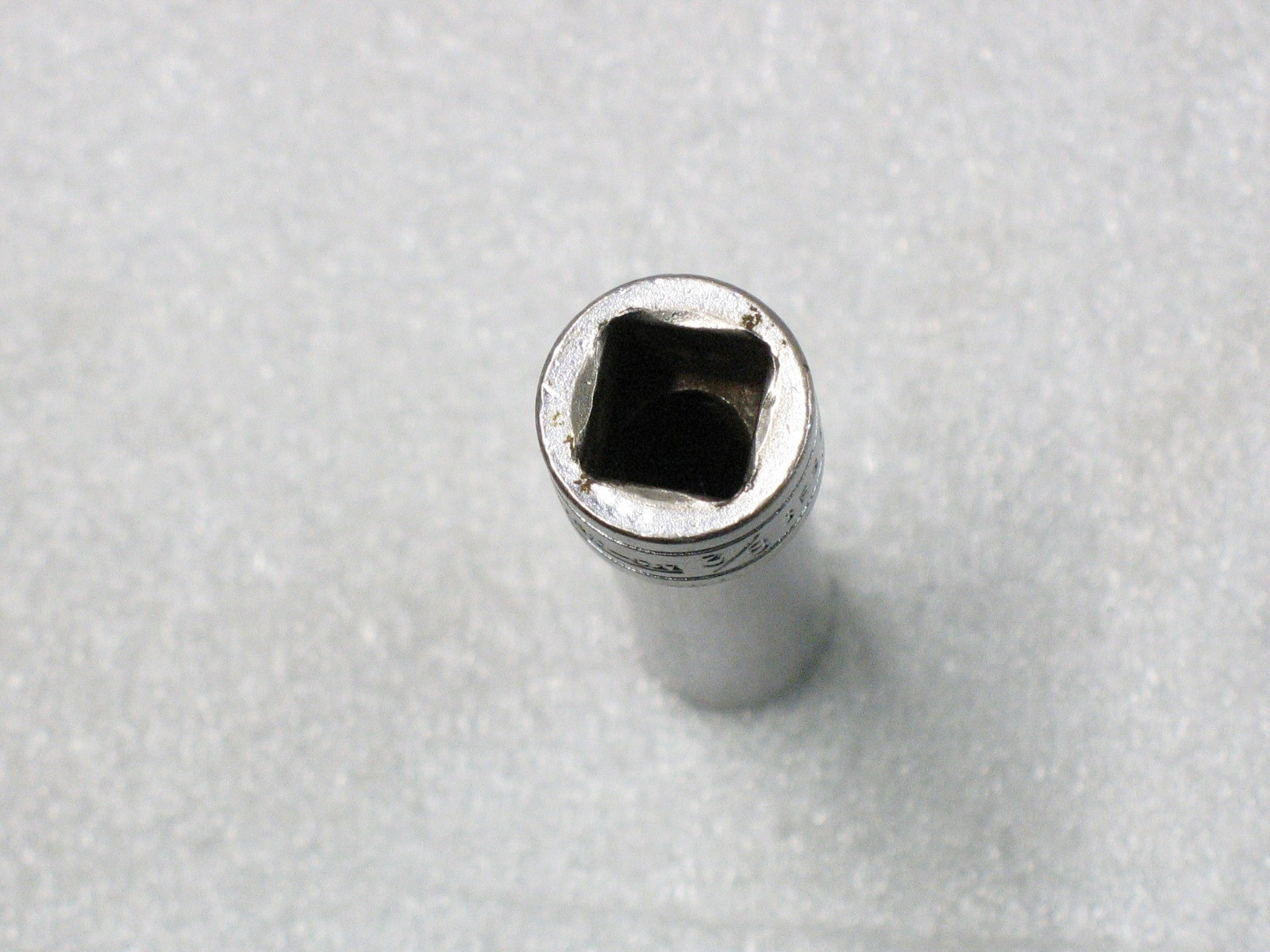 Snap On 3/8″ 6 Point 3/8″ Drive Deep Chrome Socket SFS121