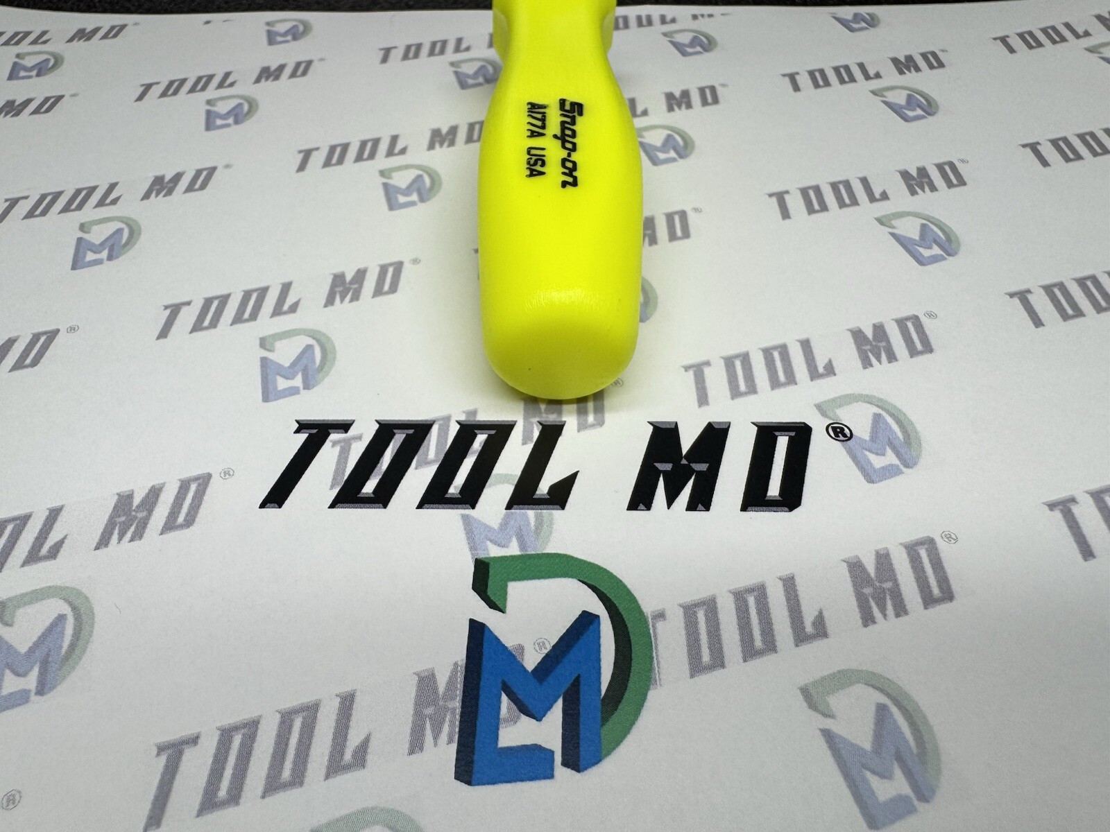 Snap-on Tools USA NEW HI-VIZ YELLOW Hard-Grip Trim Pad Removal Tool A177A