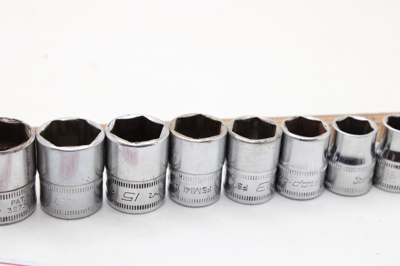 Snap-on 212FSMY 7-19mm 3/8″ Drive 6 Point 13 Piece Metric Chrome Socket Set USA