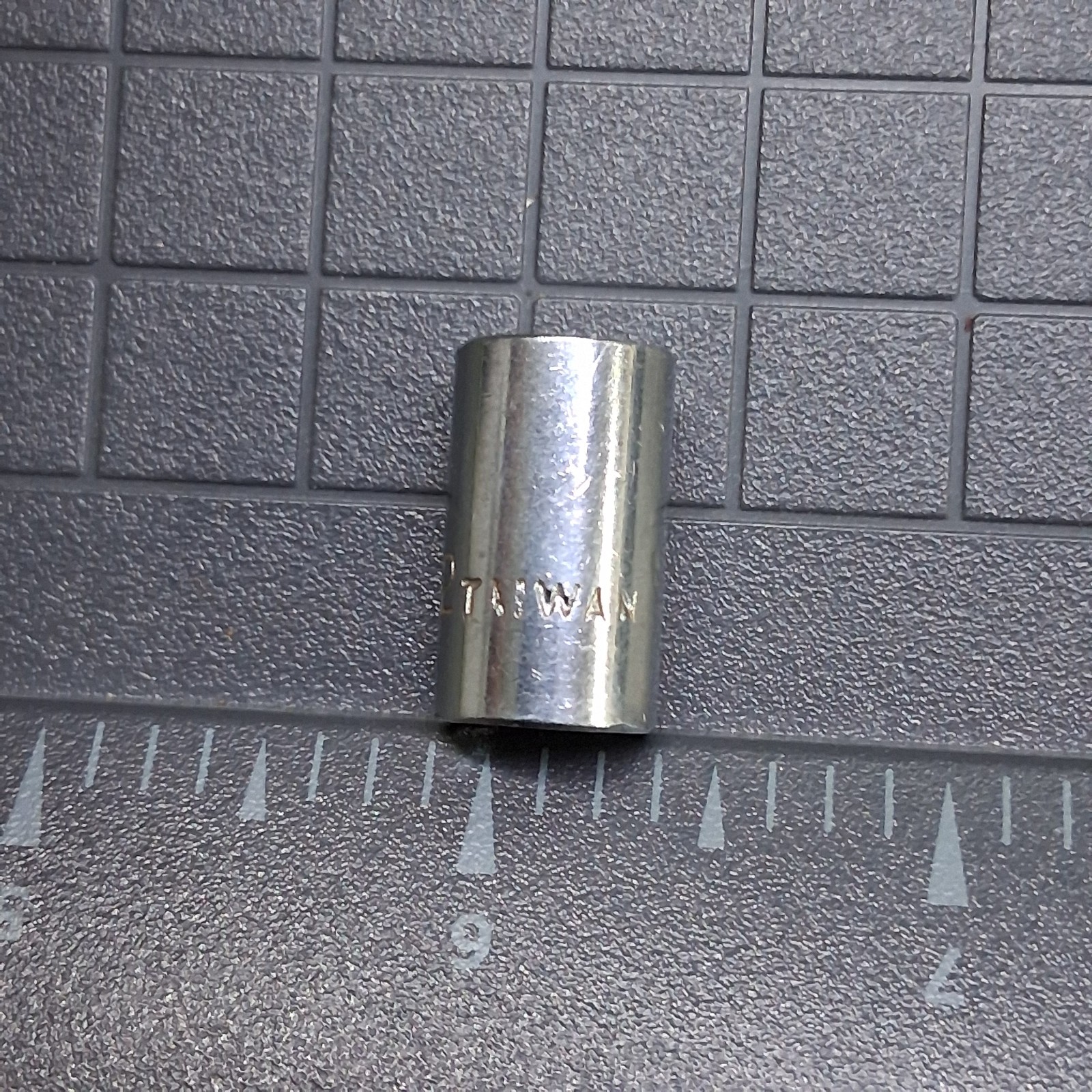 9/32″ SAE 1/4″ Drive 6-Point Chrome Socket