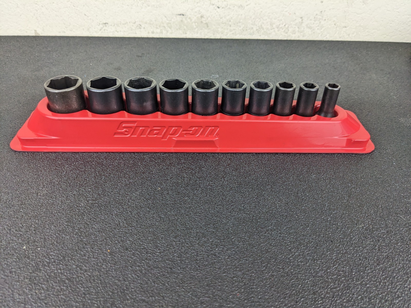 #bo717 Snap-on 210IMFSYA 5/16″-7/8″ 3/8″ Drive 6pt Semi-Deep Impact Socket Set