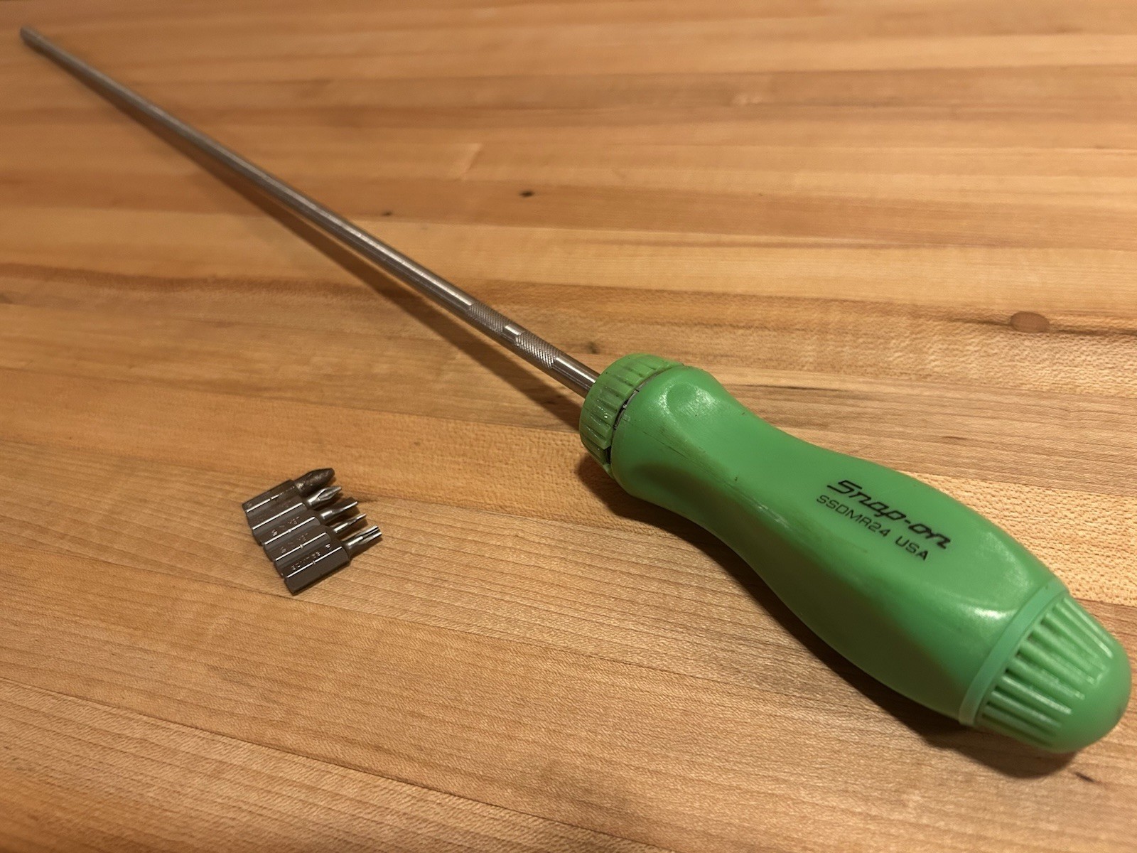 Snap-on Tools | SSDMR24G (Green) 24” Extra Long Ratcheting Screwdriver + 5 Bits