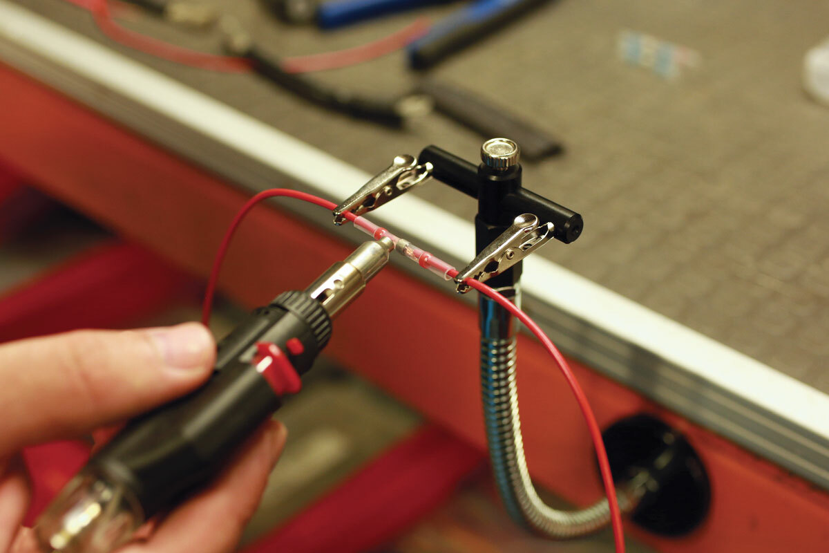 Laser 7019 Magnetic Wire Soldering Clamp