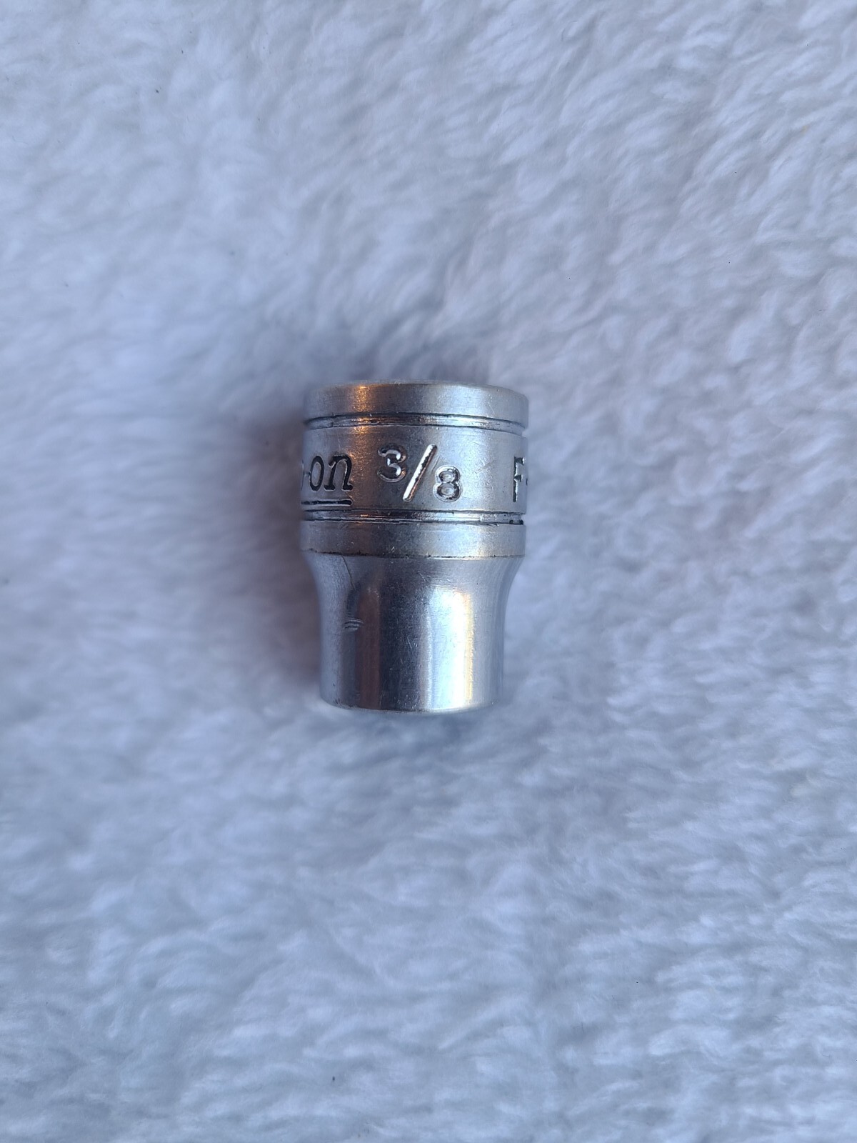 Snap-on F-121 3/8 Socket 3/8 Drive Made In USA 12pt