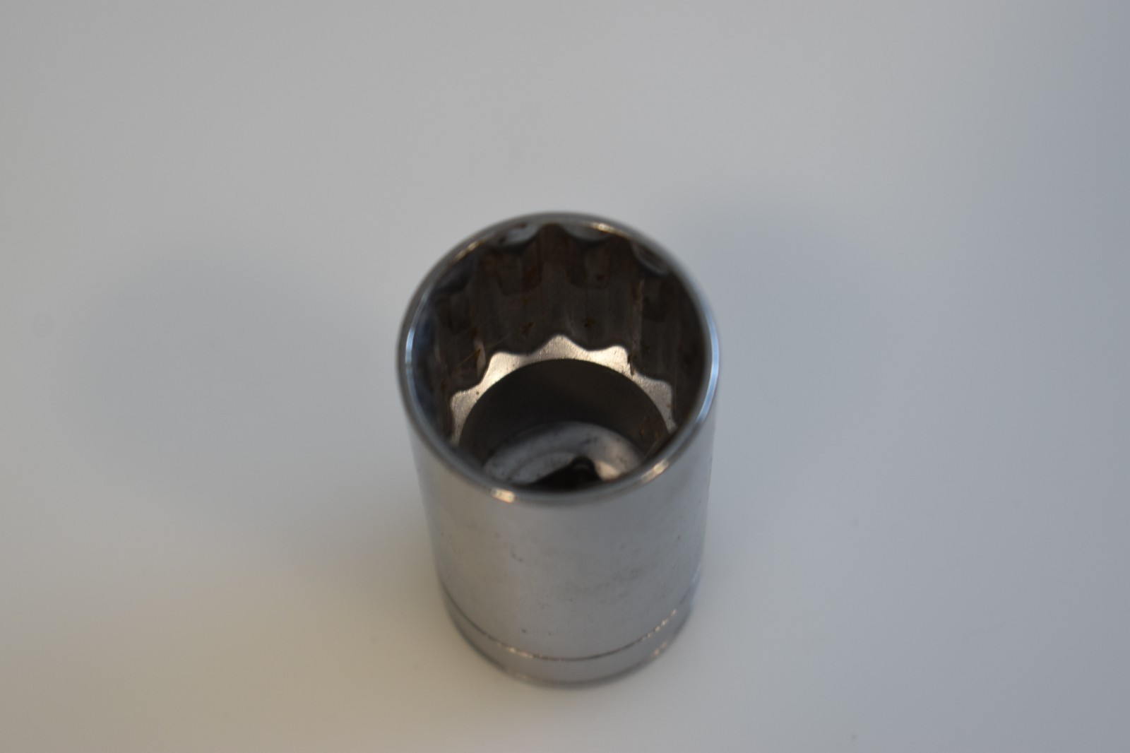 Blue Point Tools BLPLM3824 24mm Metric Deep Socket 3/8″ Drive 12 Point Chrome