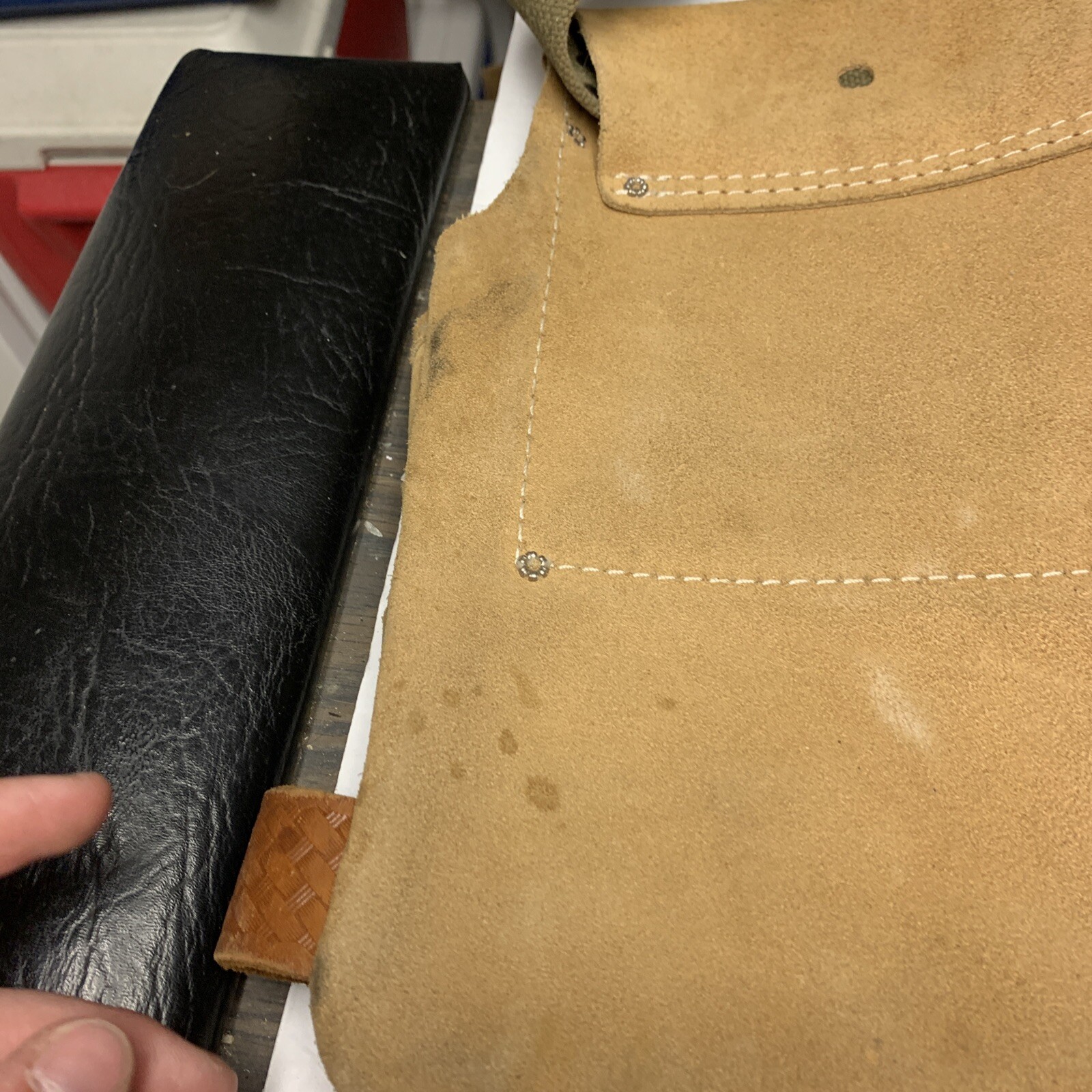 Craftsman Extra-Large Leather Nail /Tool Bag 37722 Leather Belt