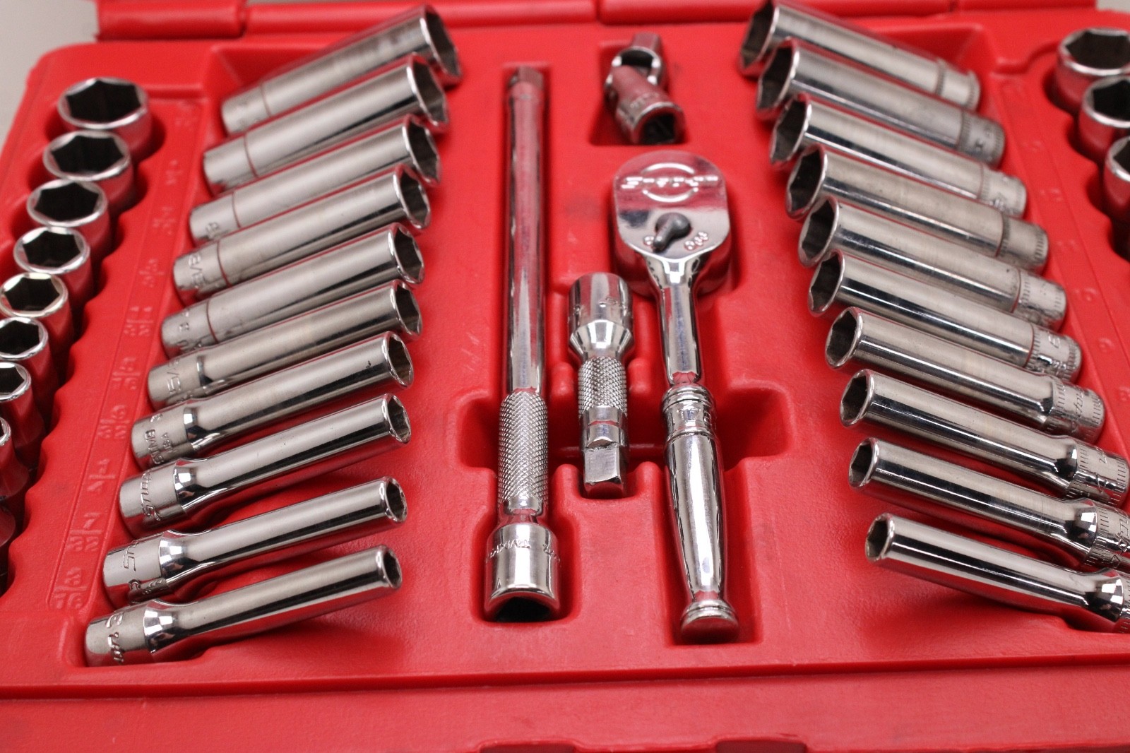 Snap-on 144TMPB 44 Piece 1/4″ Drive 6-Point Metric/ SAE General Service Set USA
