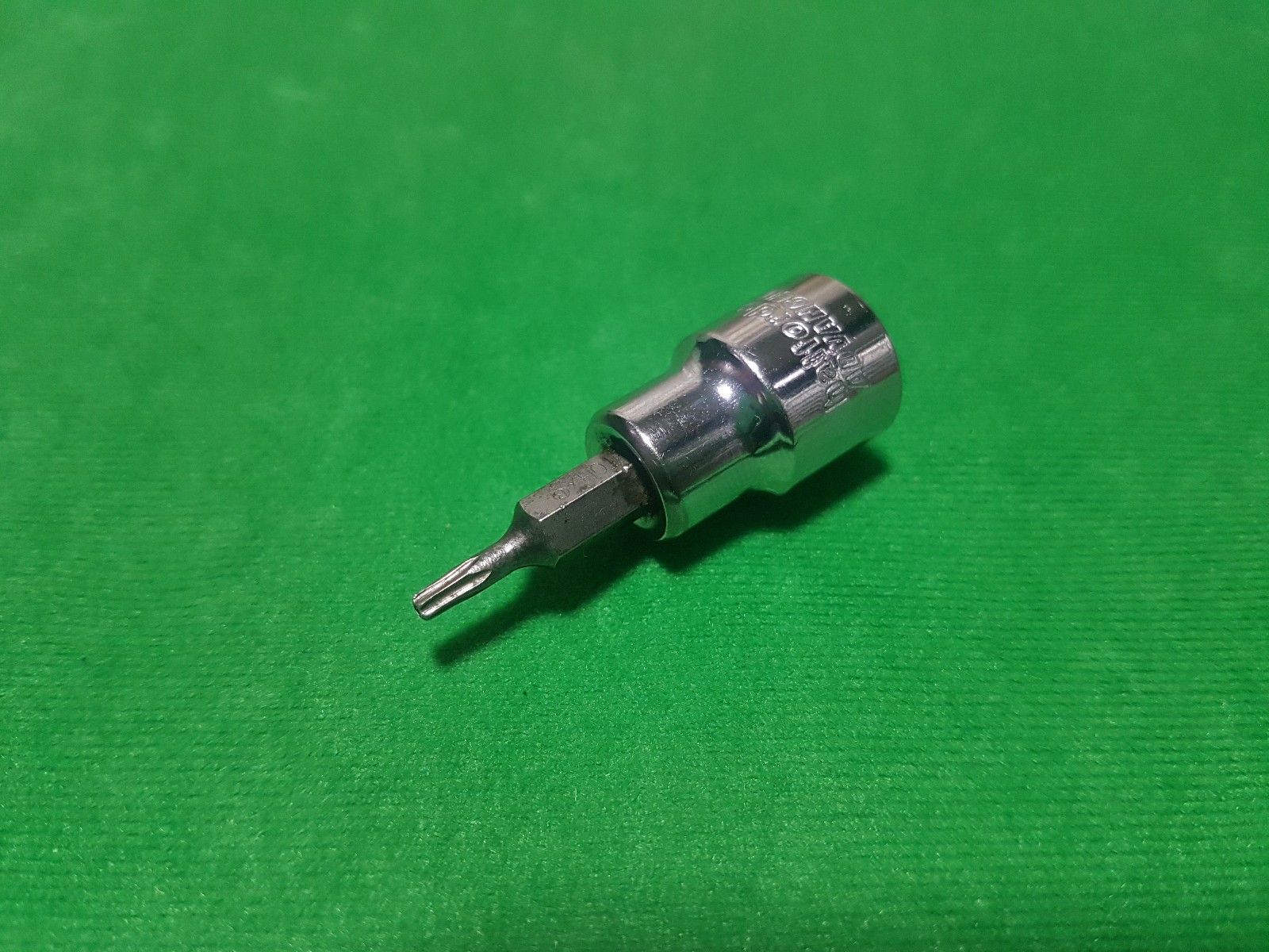 Halfords advanced T10 torx 3/8» drive shallow socket **FAST FREE POST**