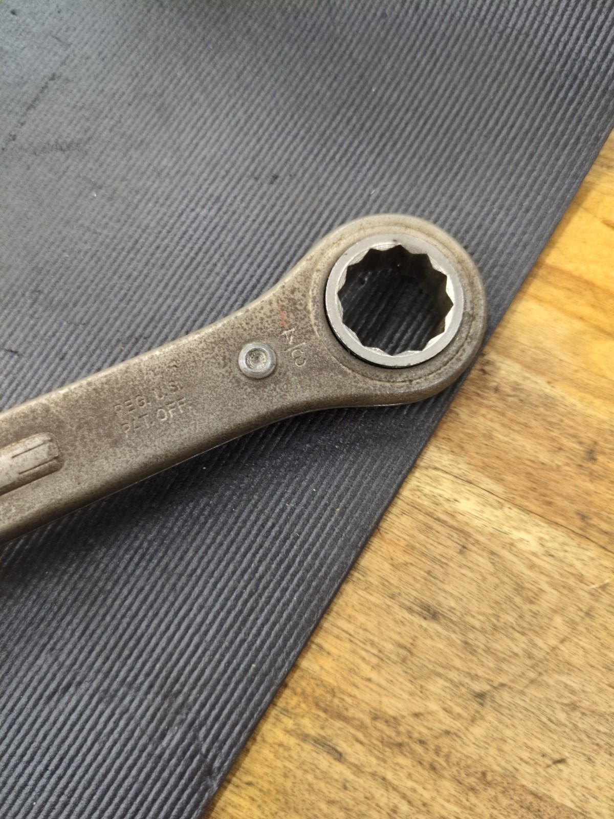 Craftsman 5/8″ x 3/4″ Box End Ratcheting Wrench Made in USA Vintage