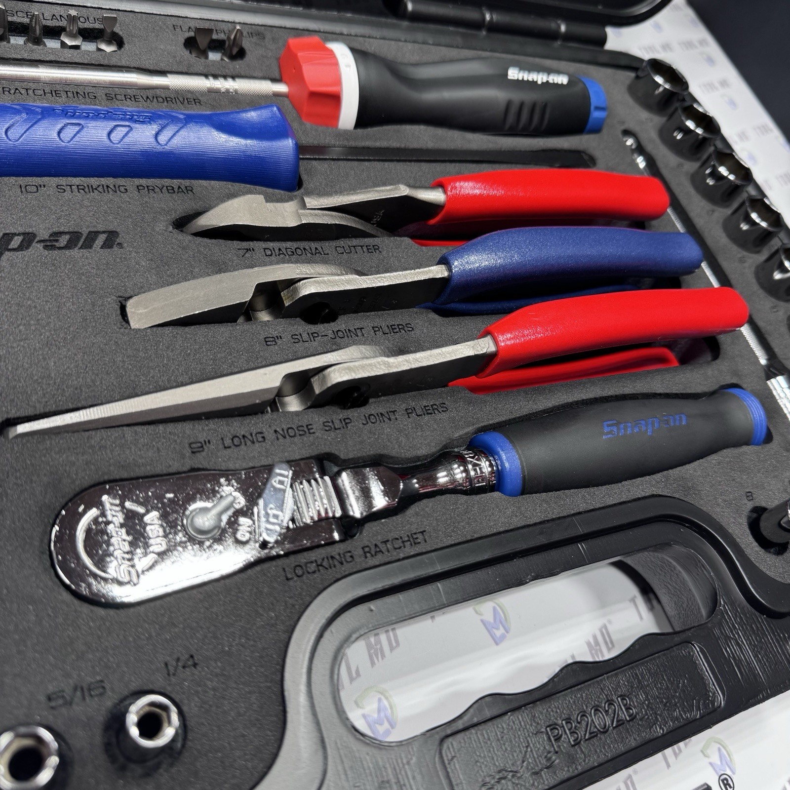 Snap-on Tools NEW LIMITED RED WHITE BLUE 33pc 3/8″ Drive Service Set 233FSMBFRWB