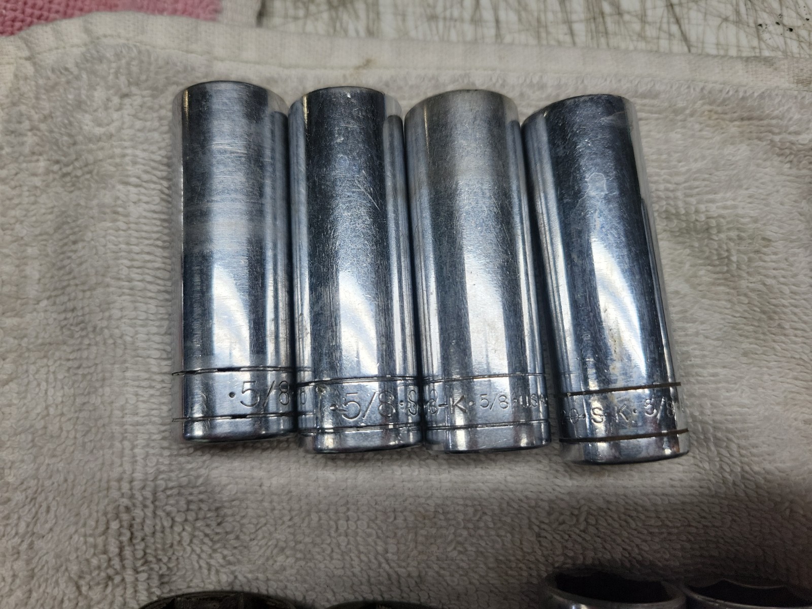 S-K Tools Over 80 S&K 1/4″ 3/8″ 1/2″ Drive Sockets Shallow/Deep, 6/8/12 Point