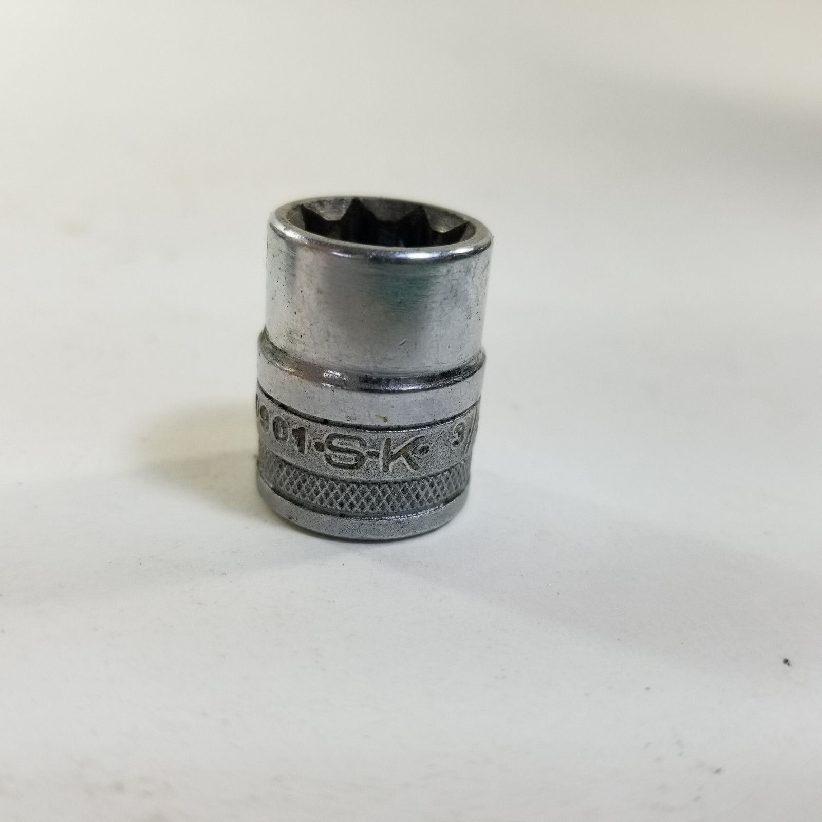 S-K 40901 3/8” Knurled Socket 8-Point Double Square, 1/4″ Drive