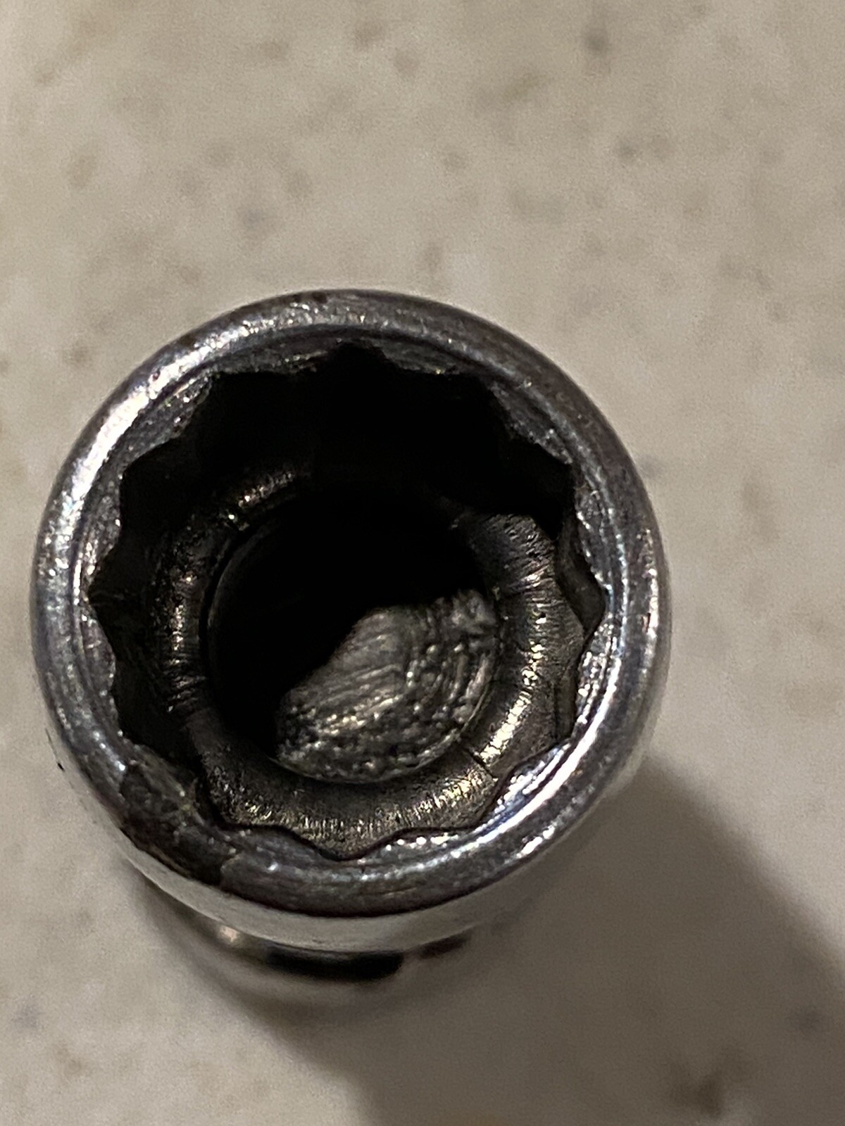 Snap On FVU14USA, 3/8″ Drive 7/16″ SAE 12 Point Chrome Swivel Socket USA