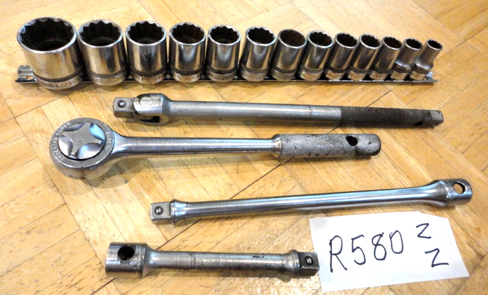 INDESTRO SUPER TOOLS 17 PIECE 1/2 DRIVE SAE. GENERAL SERVICE SET