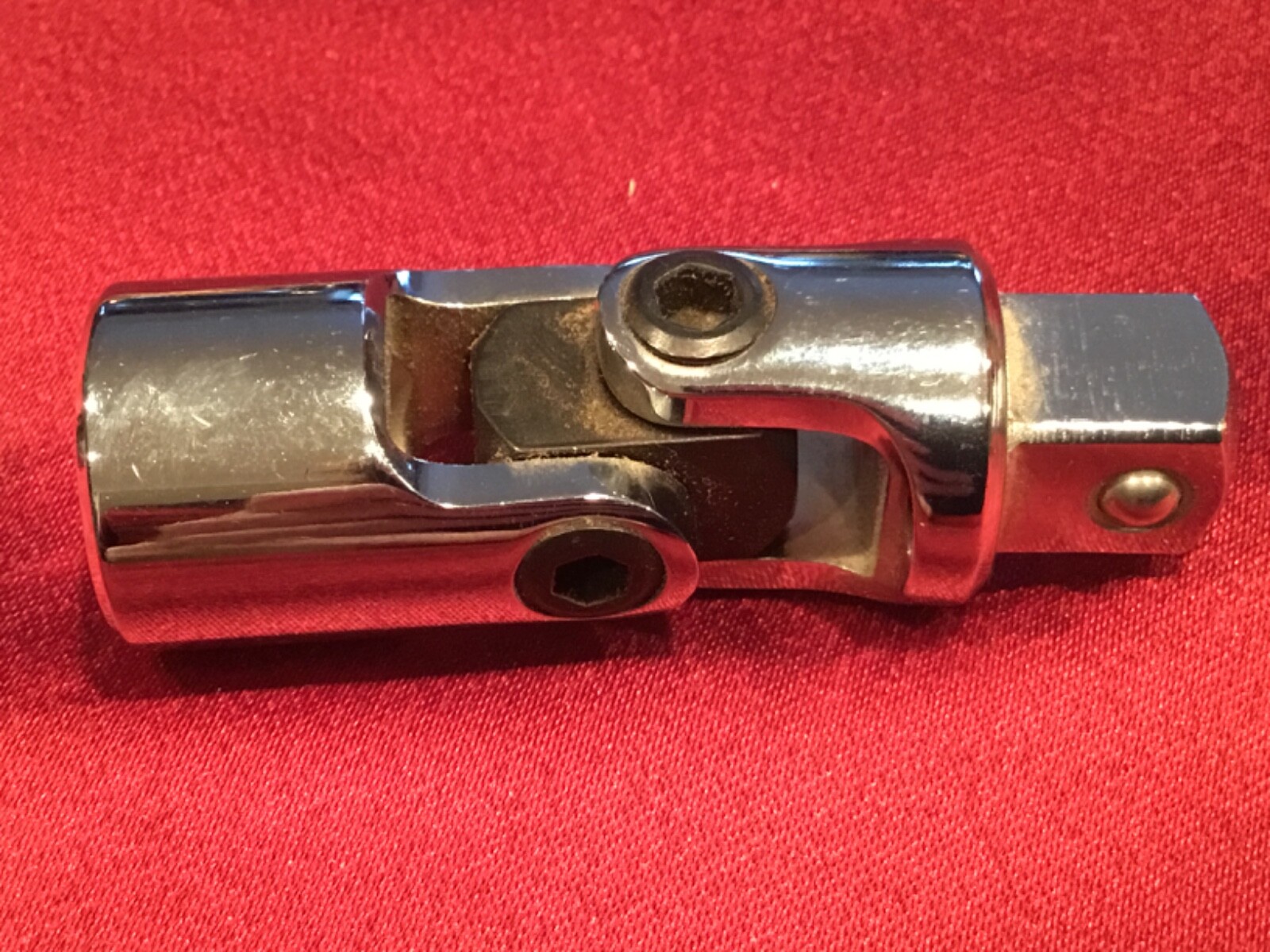 PROTO Professional 5470 1/2″ Drive Universal Joint Swivel Socket
