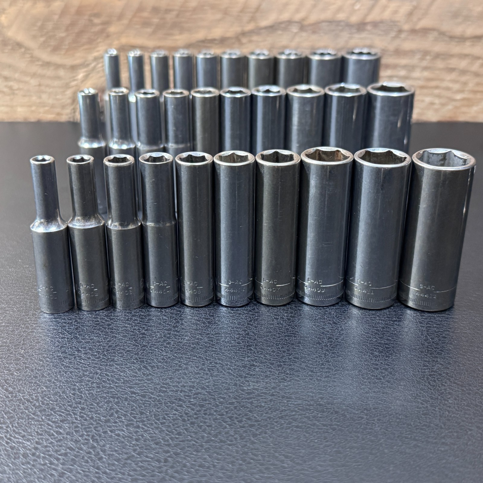Craftsman S-AC 1/4 Drive Metric & SAE Socket Set STD Deep w/ Ratchet 44807 —65pc