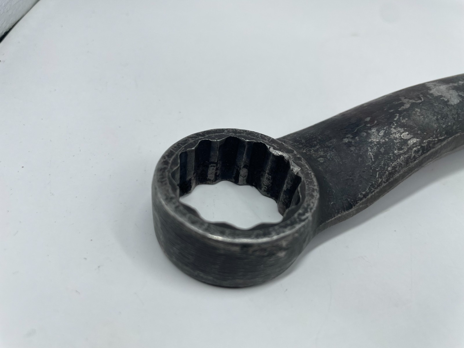 Snap-on 15/16″ XH130C 12-pt Heavy-Duty Tubular Straight Box Wrench