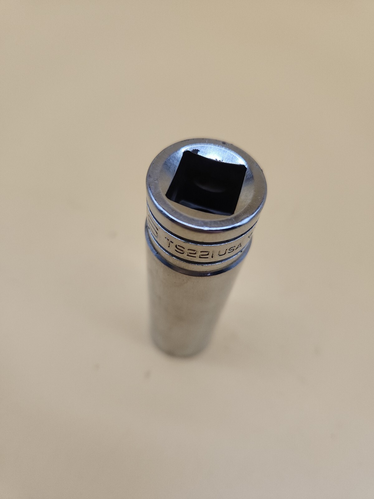 Snap-on Tools TS221 11/16″ 1/2” Drive SAE 6 Point Deep Well Chrome Socket USA