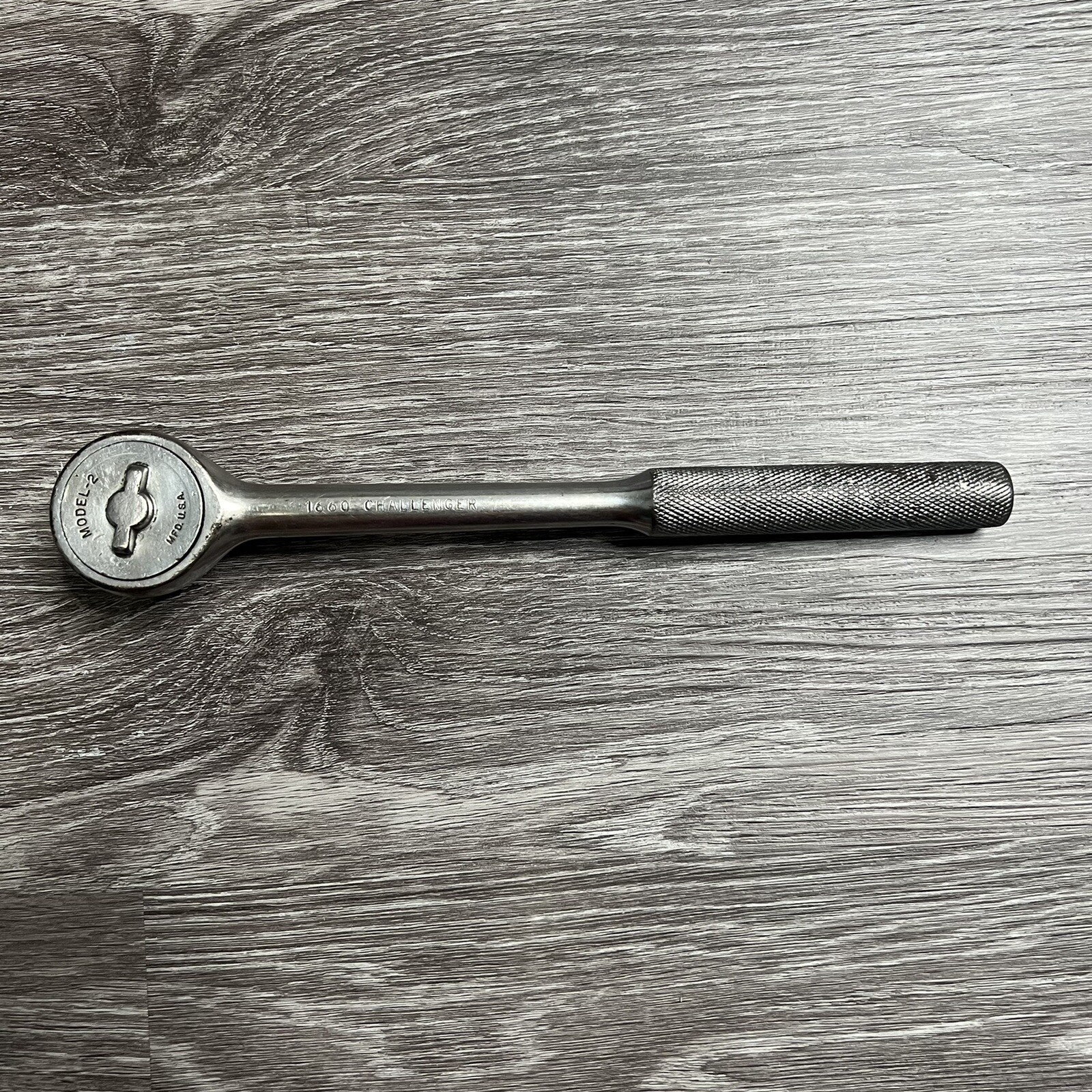 Challenger USA 1/2″ Drive Hand Tools Ratchet, 10″ Length, Knurled Grip, 1660-2