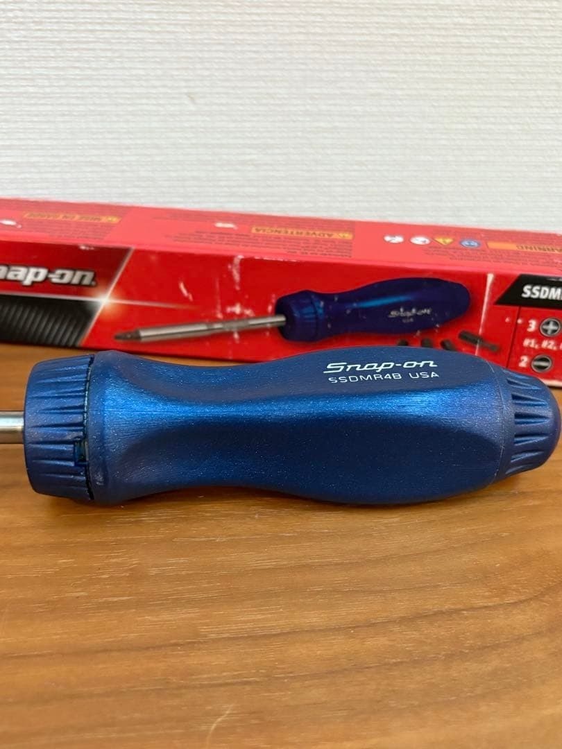 Snap-on SSDMR4B POWER BLUE Hard Handle Ratcheting Screwdriver w/Bits [Unused]